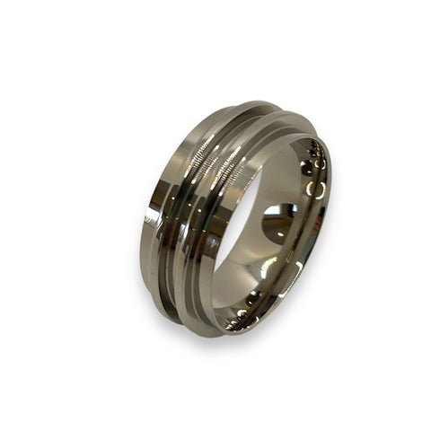 Triple inlay edgeless titanium ring core